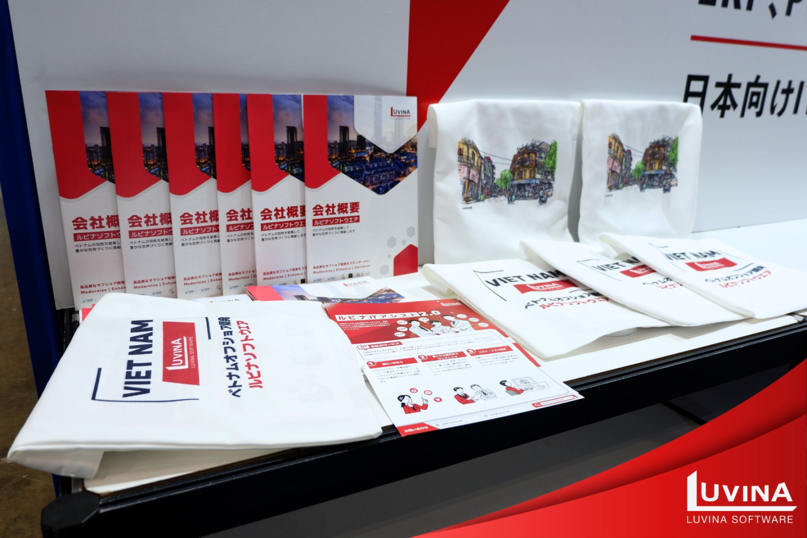 1. it week tui tờ rơi