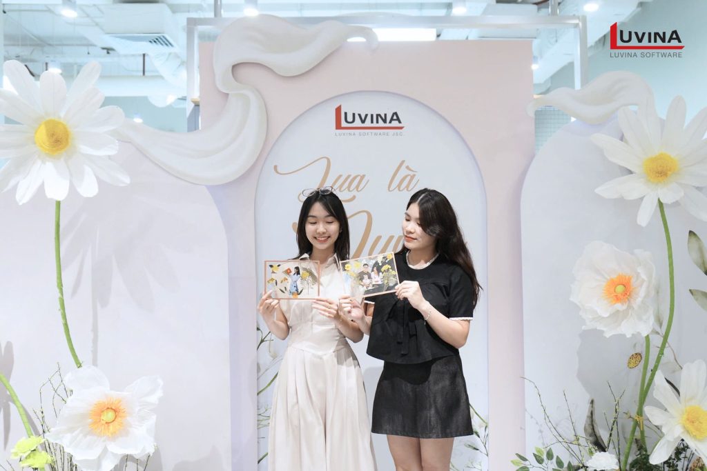 luvina female employees shine at blooming moments workshop