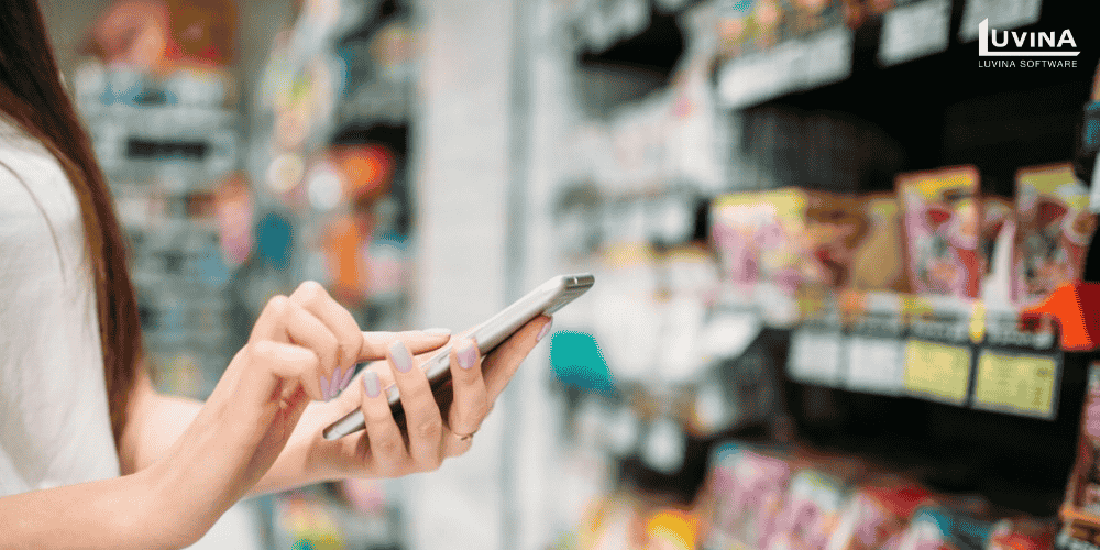 【完全ガイド】小売業向けアプリ開発|機能・手順・費用までわかりやすく解説 4 tech stack selection for high quality retail app