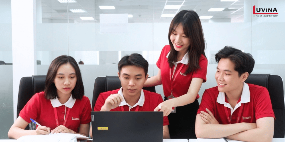 MES(製造実行システム)開発会社・ベンダー10選と失敗しない選び方 2 luvina software your trusted mes development partner in asia